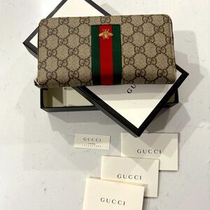 Authentic Gucci Ophidia Wallet